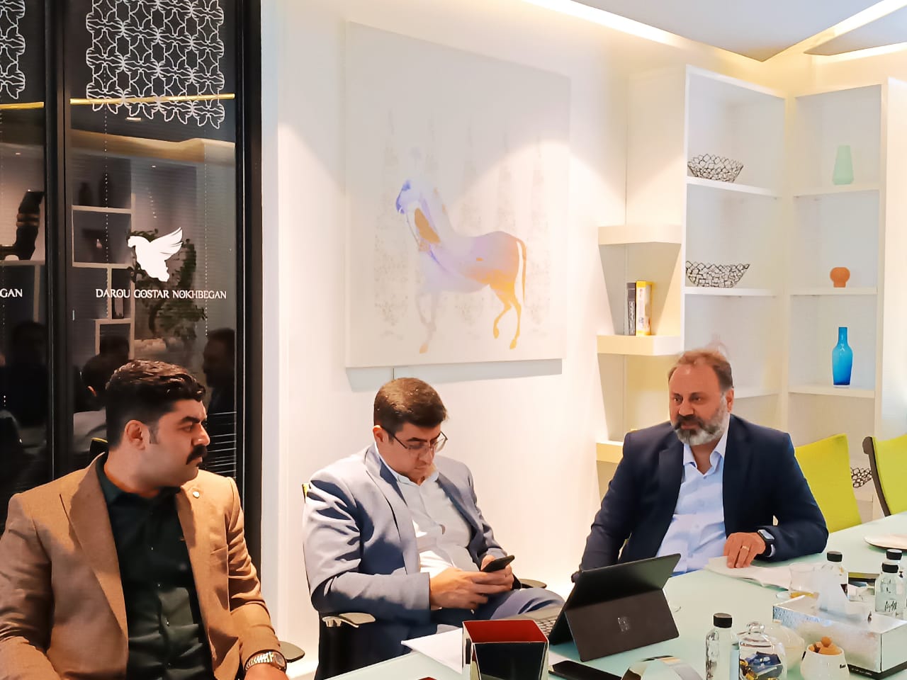 جلسه مدیران داروگسترنخبگان